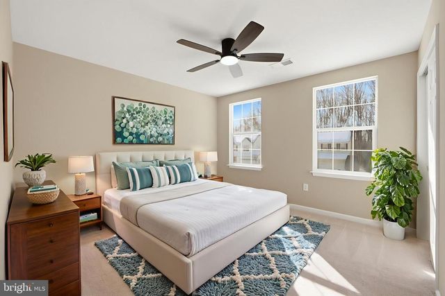 9231 STEPHANIE ST, Manassas Park, VA 20111