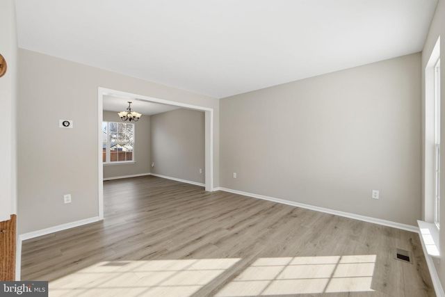 9231 STEPHANIE ST, Manassas Park, VA 20111