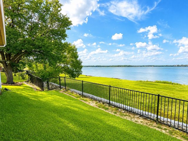 4201 Abingdon Drive, Garland, TX 75043