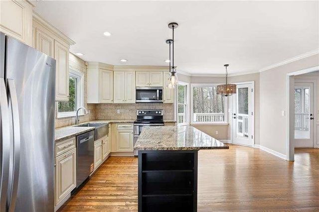 2697 S Arbor Drive S, Marietta, GA 30066
