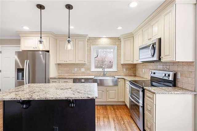 2697 S Arbor Drive S, Marietta, GA 30066