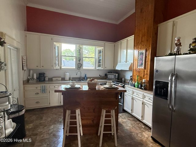 3643 N Main Street, Farmville, NC 27828