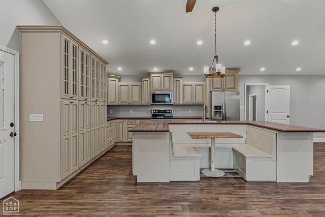 6655 Highway 49 S, Paragould, AR 72450