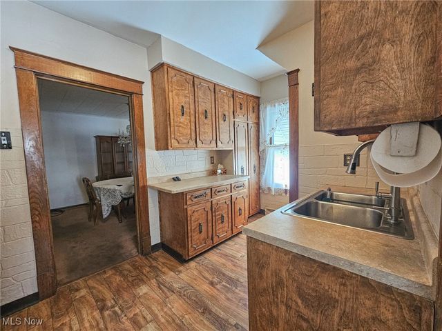 460 Devitt Avenue, Campbell, OH 44405