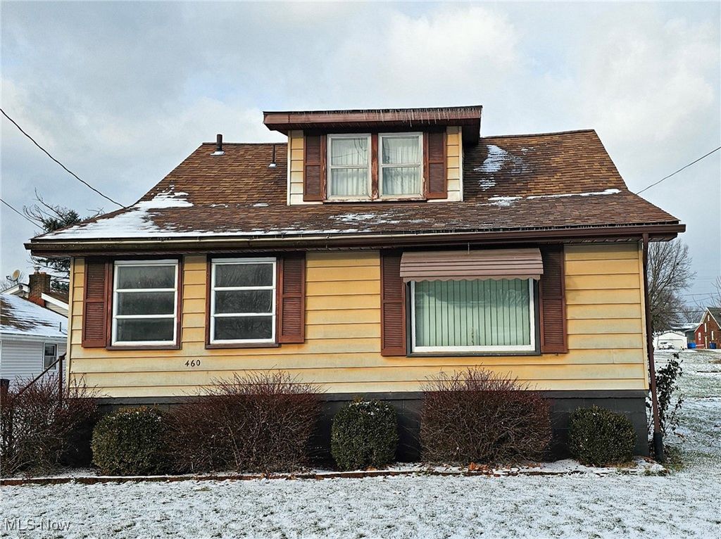 460 Devitt Avenue, Campbell, OH 44405