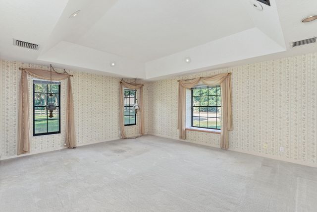 3693 Valley Park Way, Wellington, FL 33467