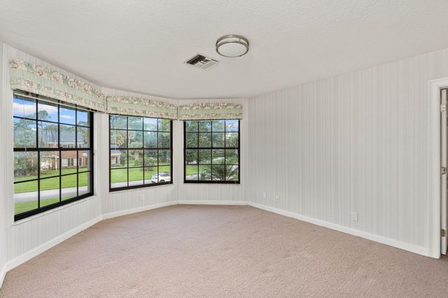 3693 Valley Park Way, Wellington, FL 33467