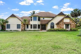 3693 Valley Park Way, Wellington, FL 33467