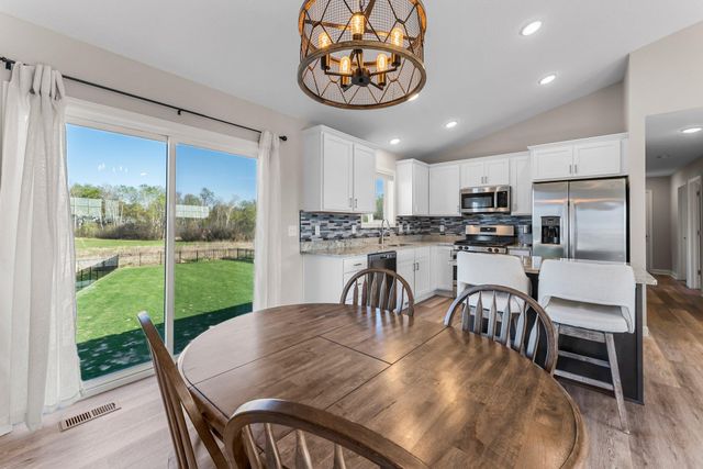 1120 7th Avenue NE, Isanti, MN 55040