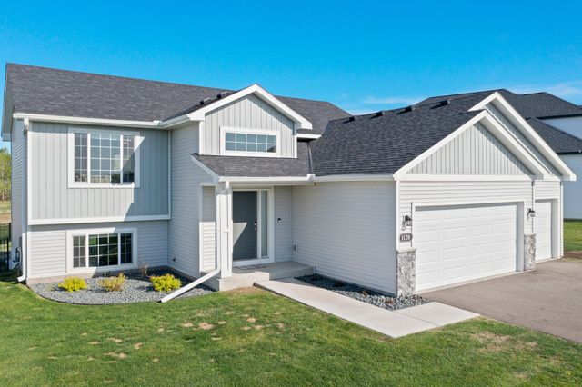 1120 7th Avenue NE, Isanti, MN 55040
