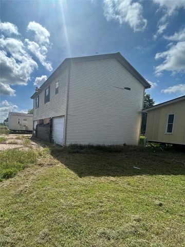 2307 Tuttle Street, Rock Island, TX 77470