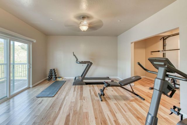 28053 Sky Harbour Road, Friant, CA 93626