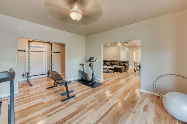 28053 Sky Harbour Road, Friant, CA 93626