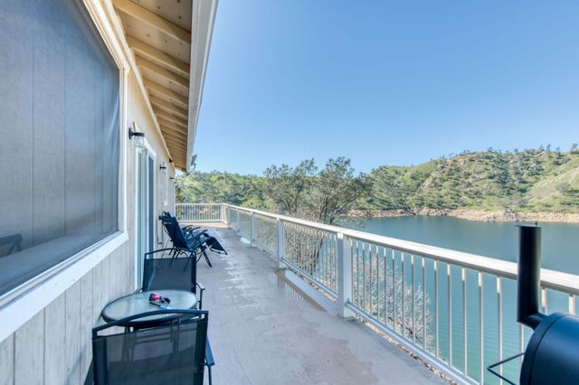 28053 Sky Harbour Road, Friant, CA 93626