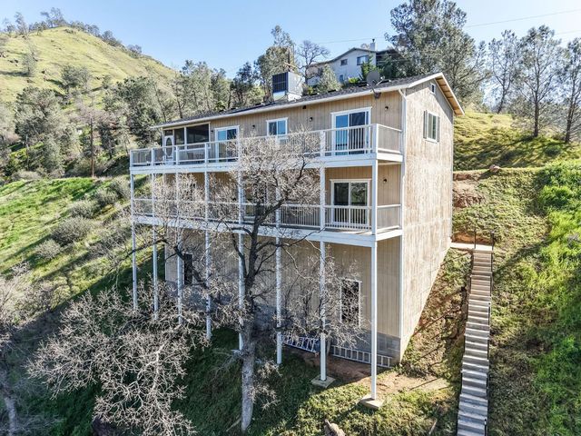 28053 Sky Harbour Road, Friant, CA 93626