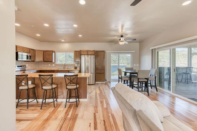 28053 Sky Harbour Road, Friant, CA 93626