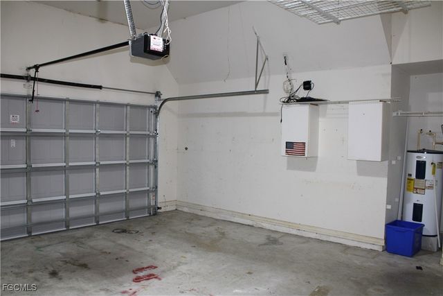 1834 NW 5th PL, Cape Coral, FL 33993