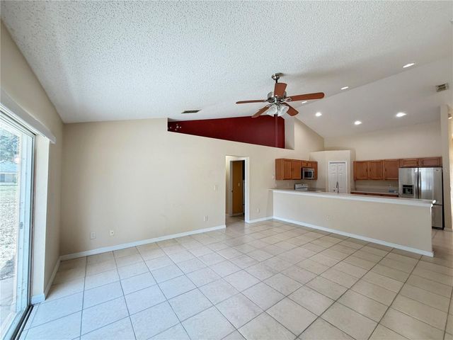 1104 STRATTON AVENUE, Groveland, FL 34736