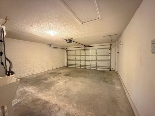 1104 STRATTON AVENUE, Groveland, FL 34736
