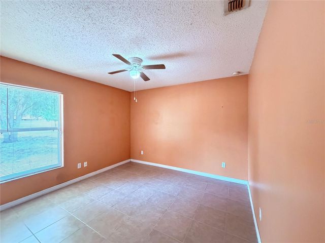 1104 STRATTON AVENUE, Groveland, FL 34736