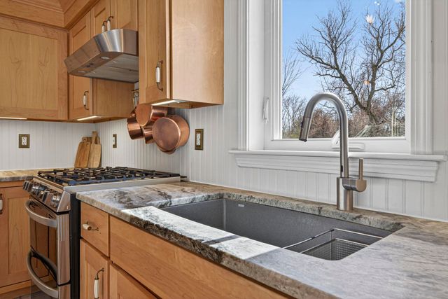 10 Autumn Street, Goffstown, NH 03045