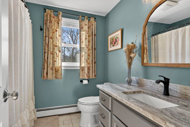 10 Autumn Street, Goffstown, NH 03045