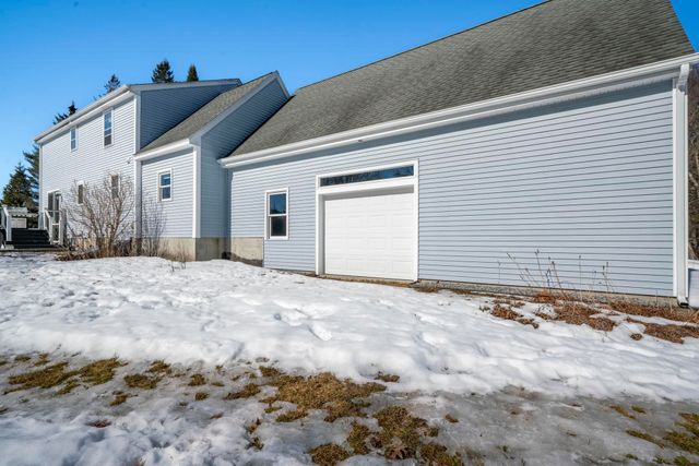 10 Autumn Street, Goffstown, NH 03045