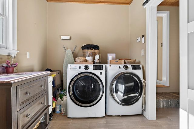 10 Autumn Street, Goffstown, NH 03045