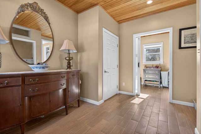 10 Autumn Street, Goffstown, NH 03045