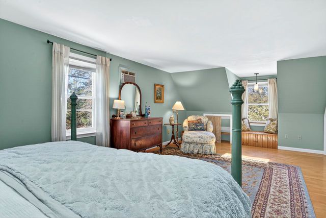 10 Autumn Street, Goffstown, NH 03045