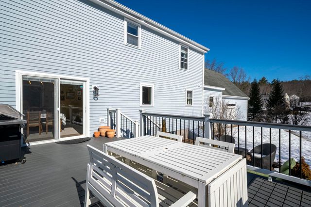 10 Autumn Street, Goffstown, NH 03045