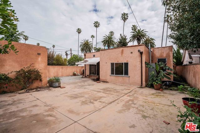 127 S Carson Road, Beverly Hills, CA 90211