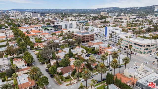 127 S Carson Road, Beverly Hills, CA 90211