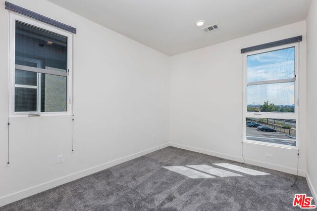 2700 E CHAUCER Street 34, Los Angeles, CA 90065