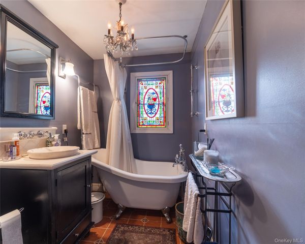 8 Ridgeland Terrace, Rye, NY 10580