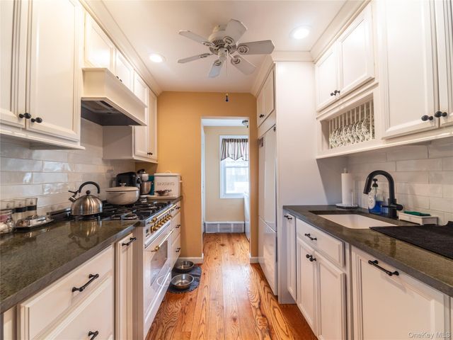 8 Ridgeland Terrace, Rye, NY 10580