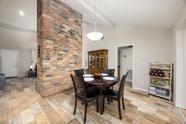 9534 Fuqua Street, Houston, TX 77075