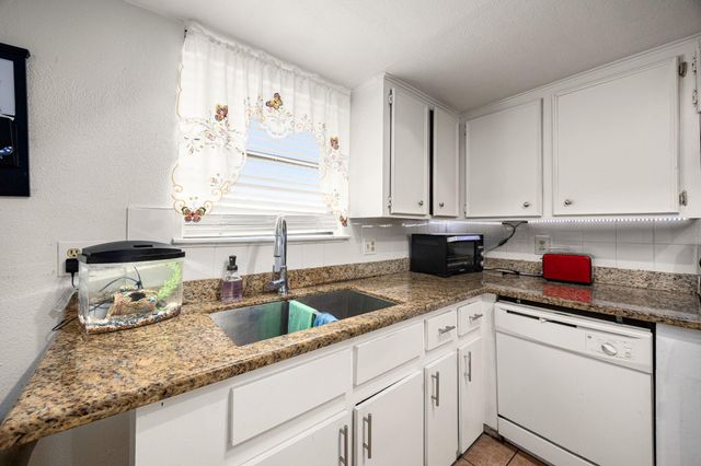 9534 Fuqua Street, Houston, TX 77075