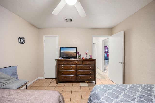 9534 Fuqua Street, Houston, TX 77075