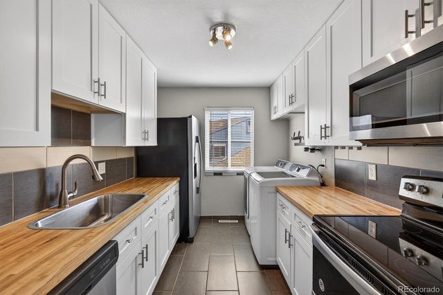 7994 Chase Circle 20, Arvada, CO 80003