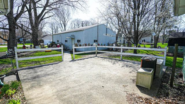 414 E Dominic Street, Lacrosse, IN 46348