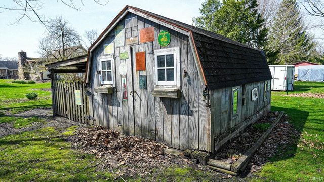 414 E Dominic Street, Lacrosse, IN 46348