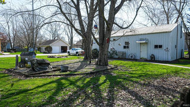 414 E Dominic Street, Lacrosse, IN 46348