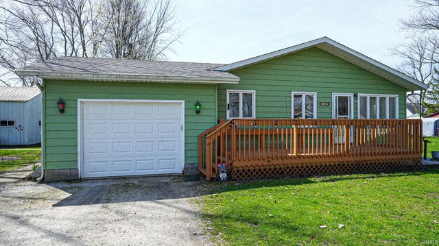 414 E Dominic Street, Lacrosse, IN 46348