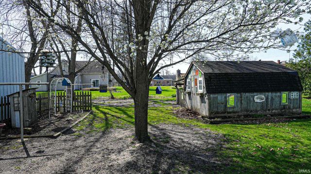 414 E Dominic Street, Lacrosse, IN 46348