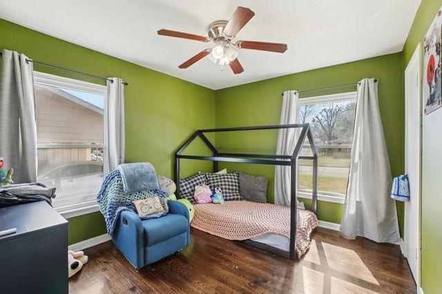 2904 Creston Avenue, Fort Worth, TX 76133