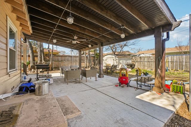 2904 Creston Avenue, Fort Worth, TX 76133