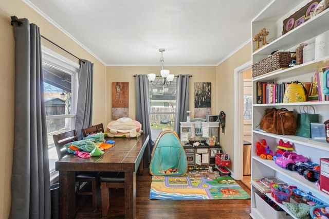 2904 Creston Avenue, Fort Worth, TX 76133