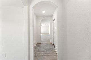 4005 Cressler LN 16G, Jarrell, TX 76537