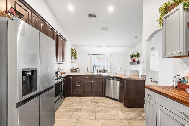 4367 DINNER LAKE BOULEVARD, Lake Wales, FL 33859